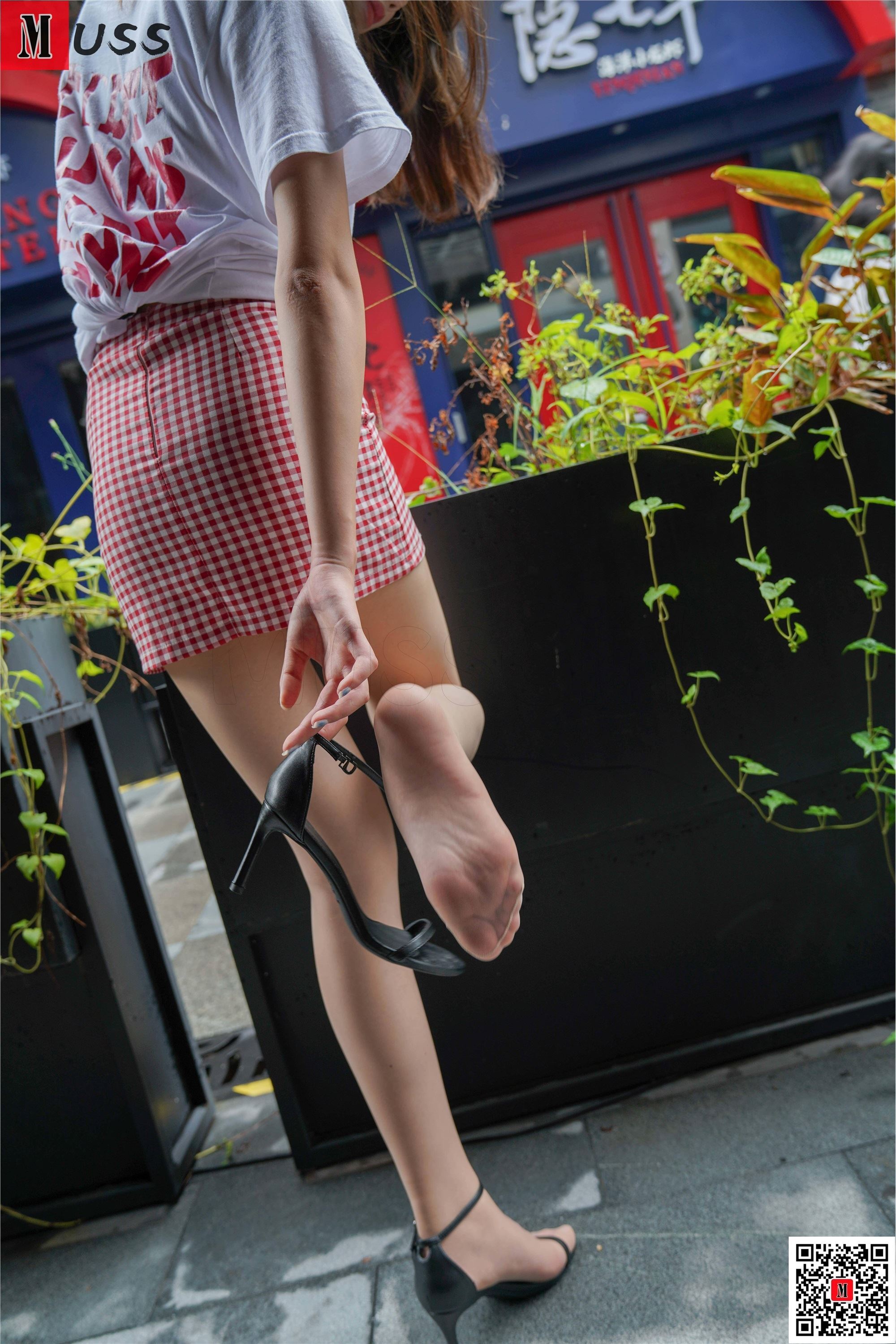 MussGirl慕丝女郎  NO.700 嘘嘘（中）